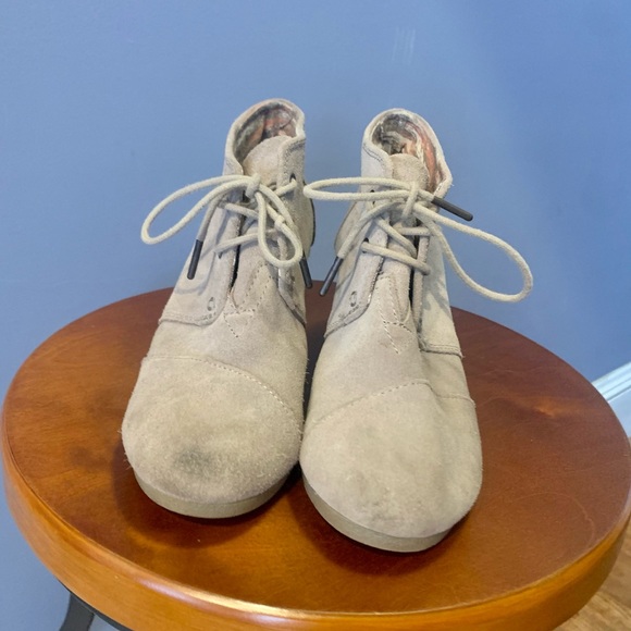 TOMS suede booties - taupe - Picture 2 of 3
